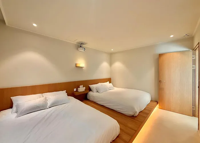 #gwangalli #gwangan Station 5 Minutes #centum Bexco #netflix #luggage Storage #free Parking Apartment Busan